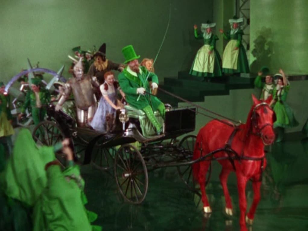35 Wild and Bizarre Facts about 'The Wizard of Oz' Page