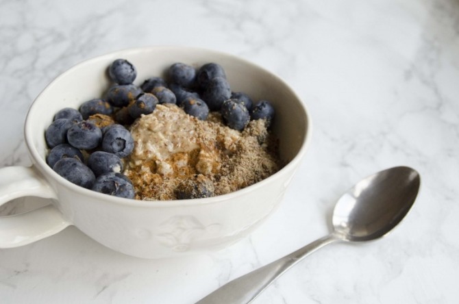 Microwave Oatmeal With Chia And Flaxseed